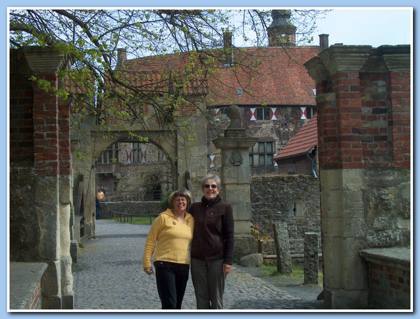 Karola und Gisela - Burg Vischering